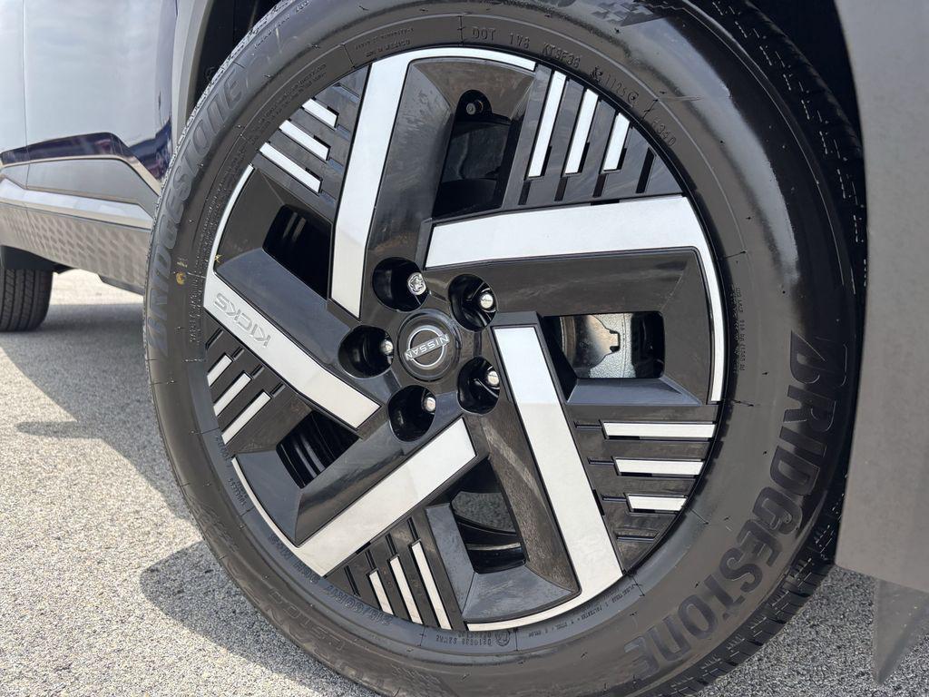 new 2025 Nissan Kicks car, priced at $27,190