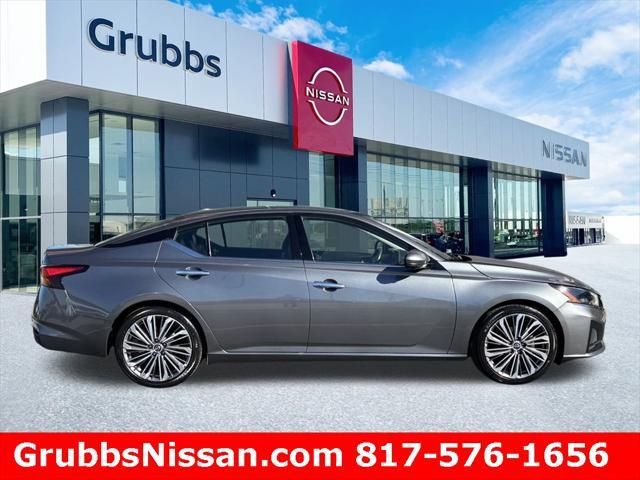 used 2023 Nissan Altima car, priced at $20,788