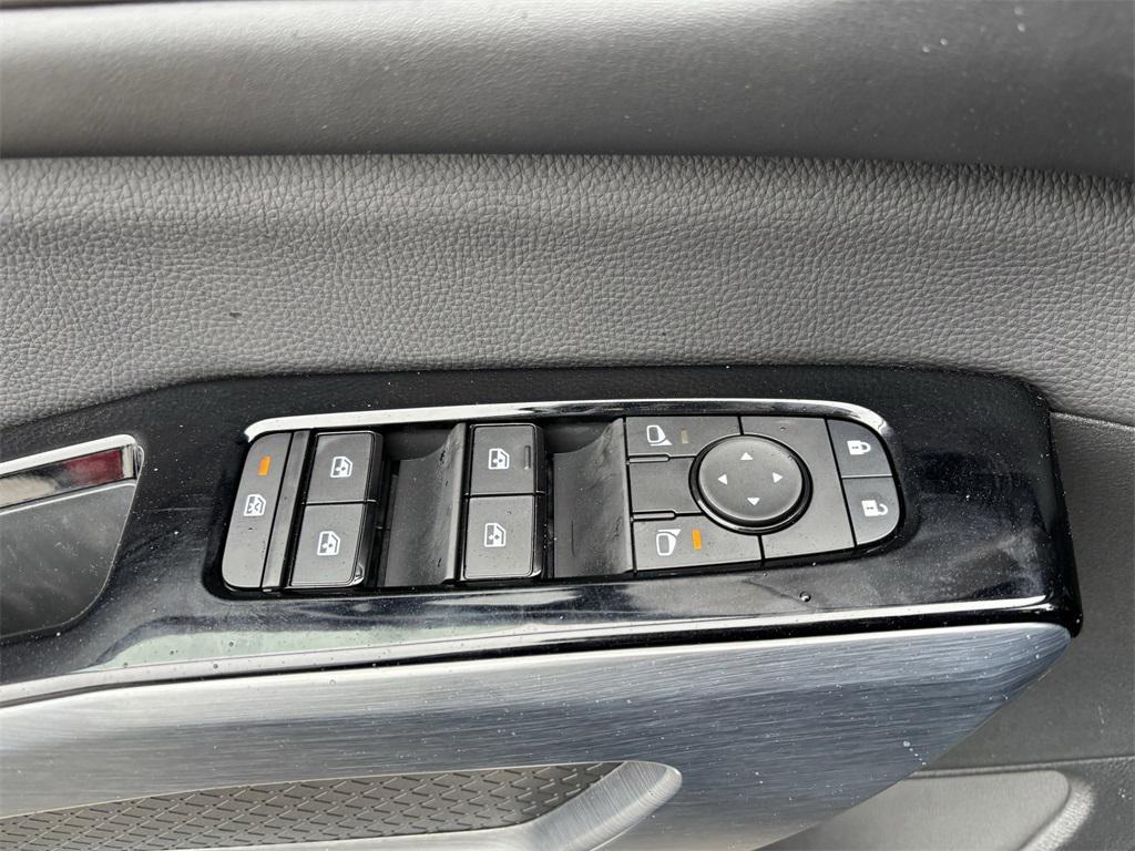 new 2025 Nissan Pathfinder car, priced at $49,725