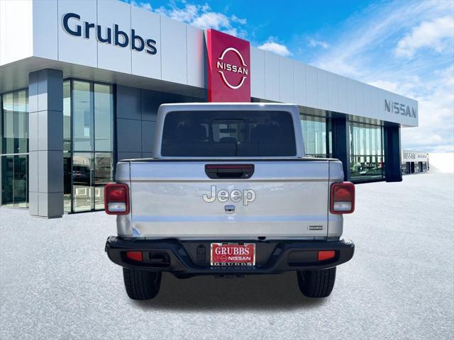 used 2023 Jeep Gladiator car, priced at $31,046