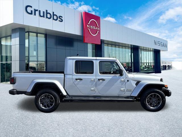 used 2023 Jeep Gladiator car, priced at $31,046