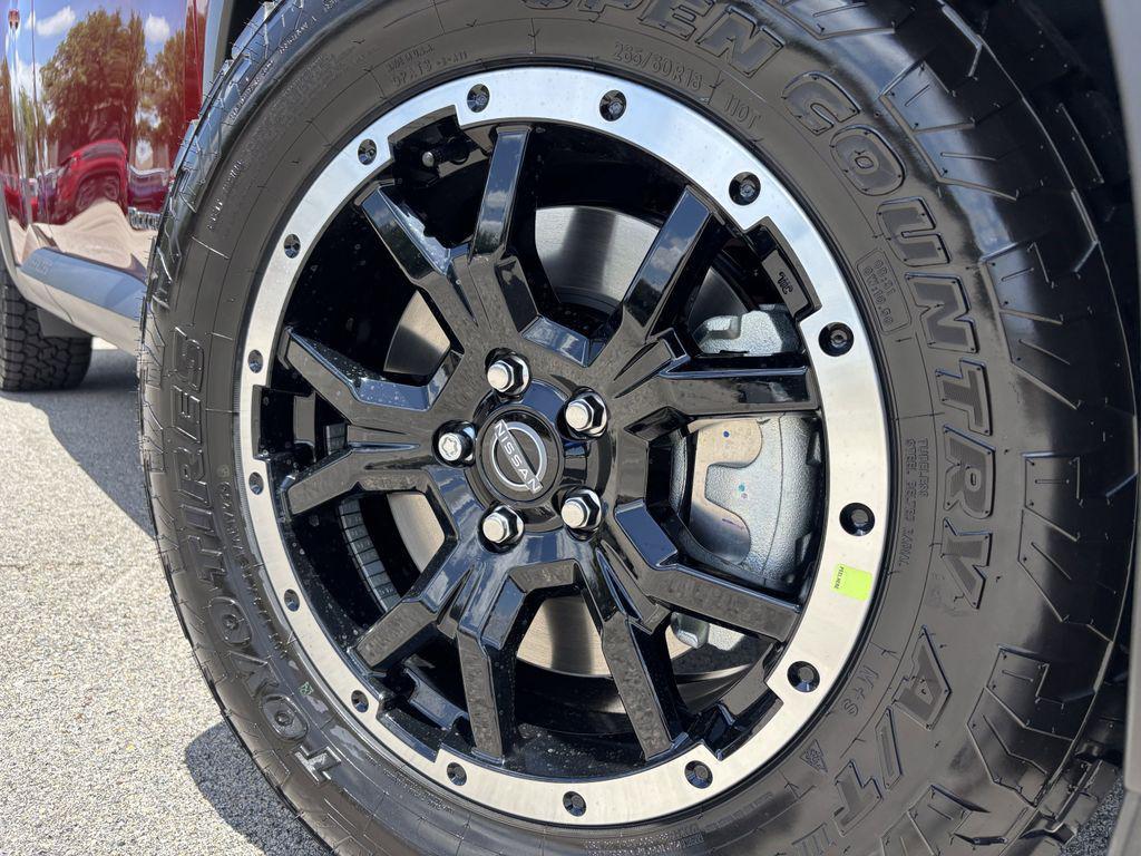 new 2025 Nissan Pathfinder car, priced at $48,550