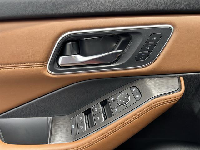 new 2025 Nissan Rogue car, priced at $40,761