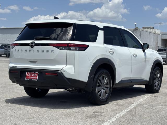 new 2025 Nissan Pathfinder car, priced at $40,705