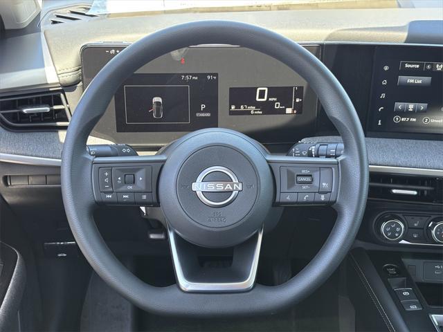 new 2025 Nissan Kicks car, priced at $28,034