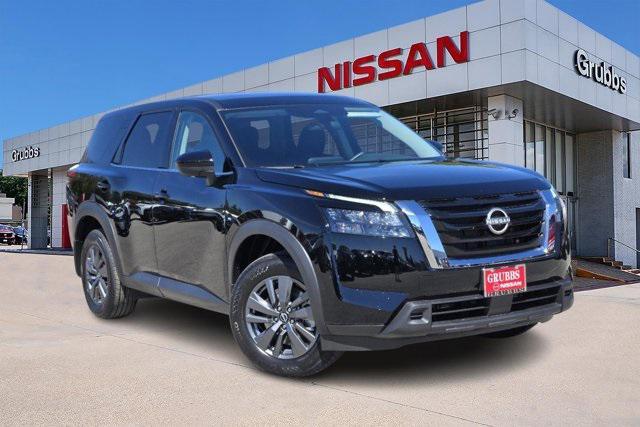 new 2024 Nissan Pathfinder car, priced at $30,846