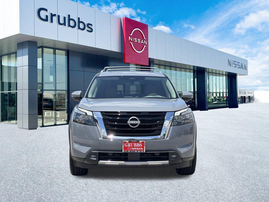 new 2025 Nissan Pathfinder car, priced at $56,340