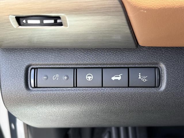 new 2025 Nissan Pathfinder car, priced at $56,340