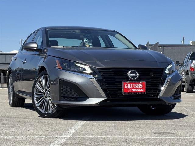 new 2025 Nissan Altima car, priced at $32,789