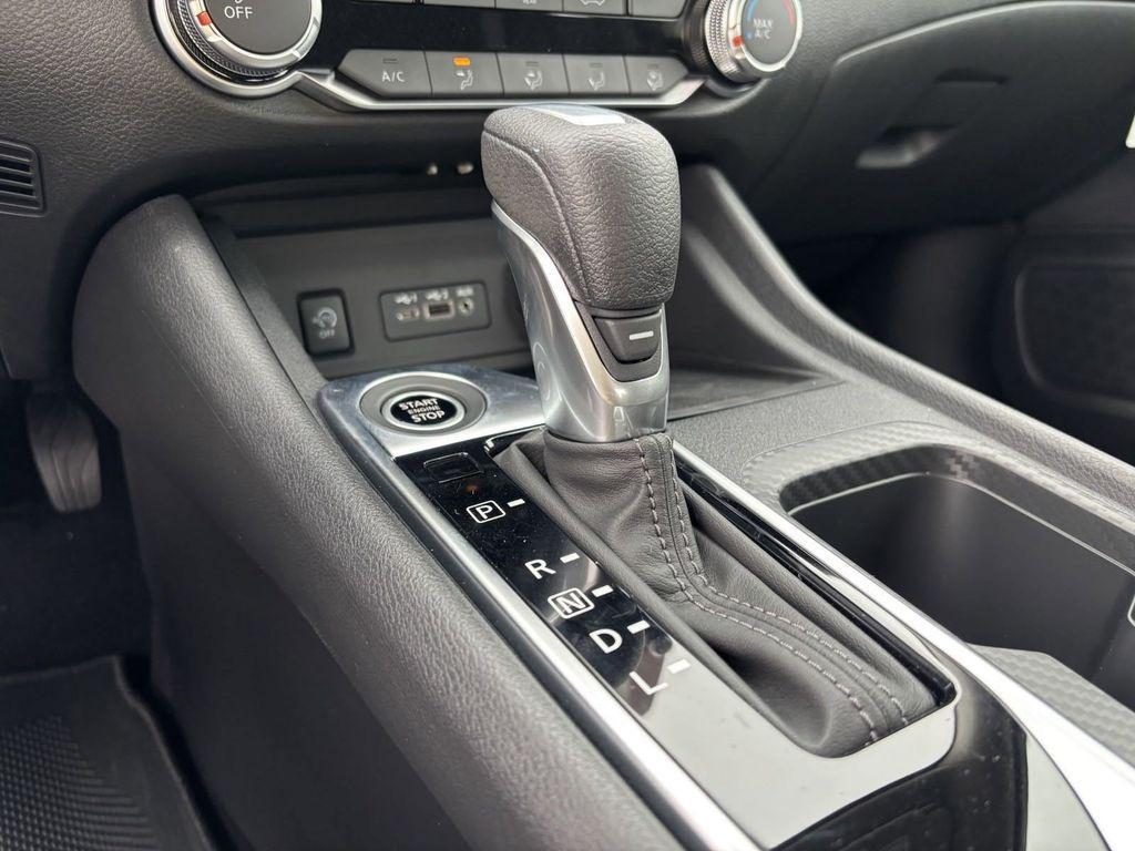 new 2025 Nissan Sentra car, priced at $27,305