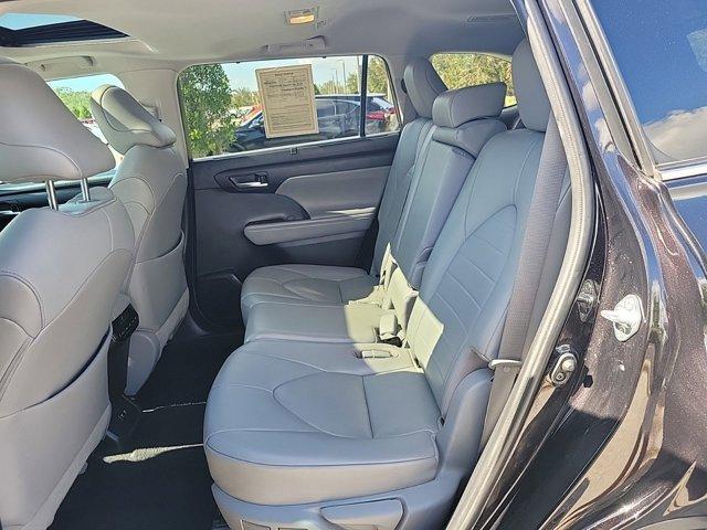 used 2021 Toyota Highlander car, priced at $30,549