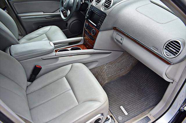 used 2009 Mercedes-Benz GL-Class car, priced at $8,850