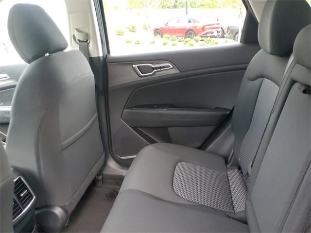 new 2025 Kia Sportage Hybrid car, priced at $29,317