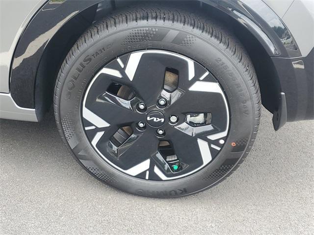 new 2025 Kia Niro EV car, priced at $41,069