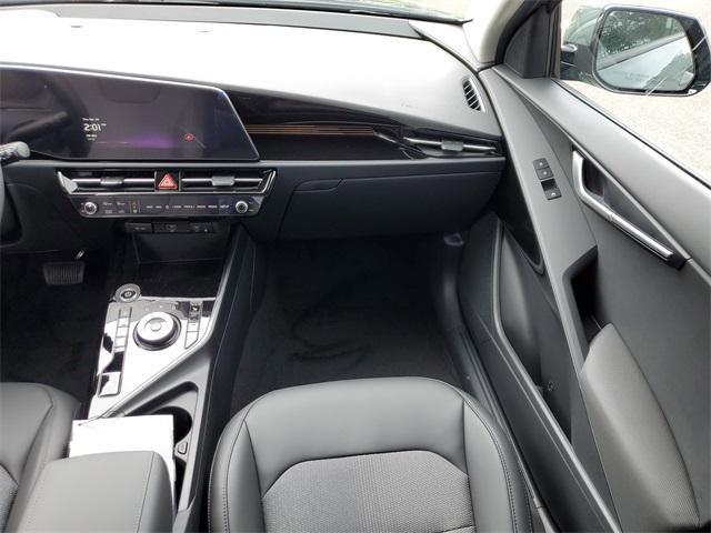 new 2025 Kia Niro EV car, priced at $39,444