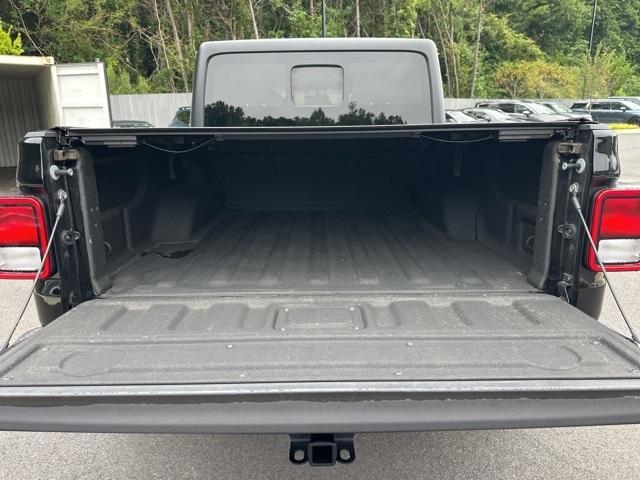 used 2022 Jeep Gladiator car, priced at $36,433