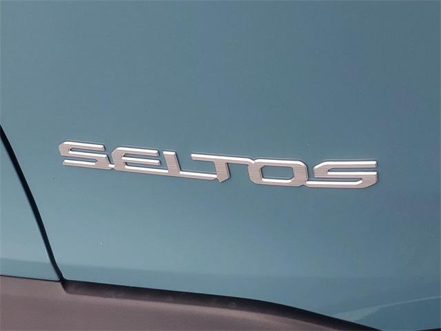 new 2025 Kia Seltos car, priced at $27,503