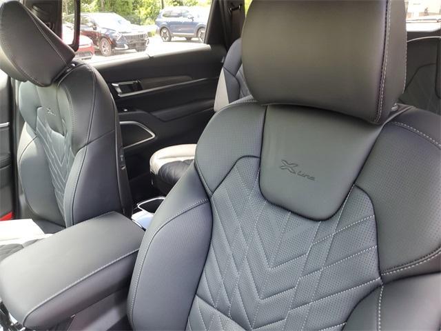 new 2025 Kia Telluride car, priced at $53,544