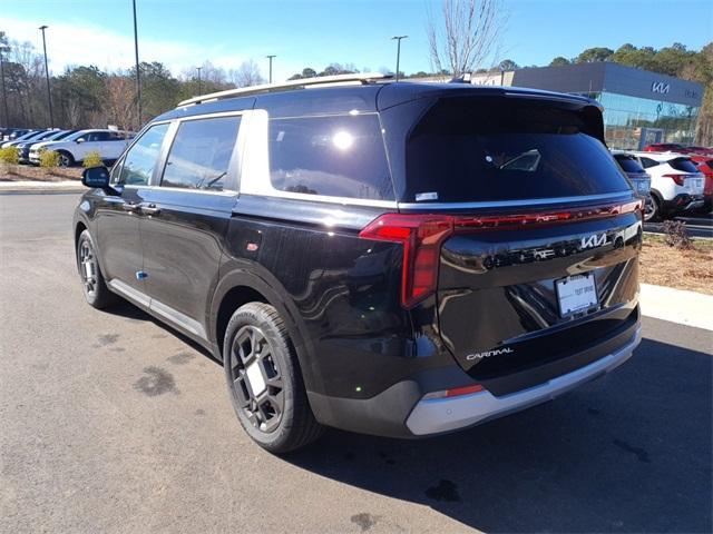 new 2025 Kia Carnival Hybrid car, priced at $44,855