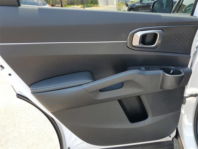 new 2025 Kia Sorento car, priced at $37,051
