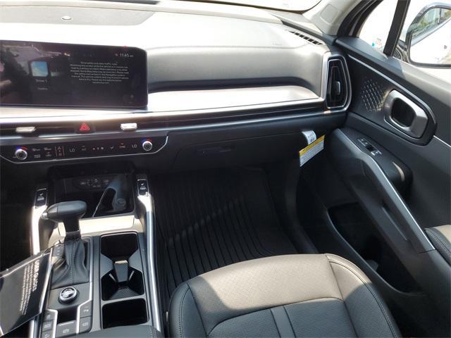 new 2025 Kia Sorento car, priced at $37,051