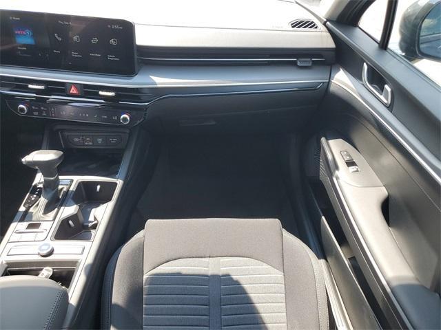 new 2025 Kia K5 car, priced at $27,123