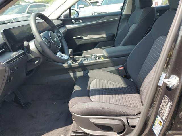 new 2025 Kia K5 car, priced at $27,123