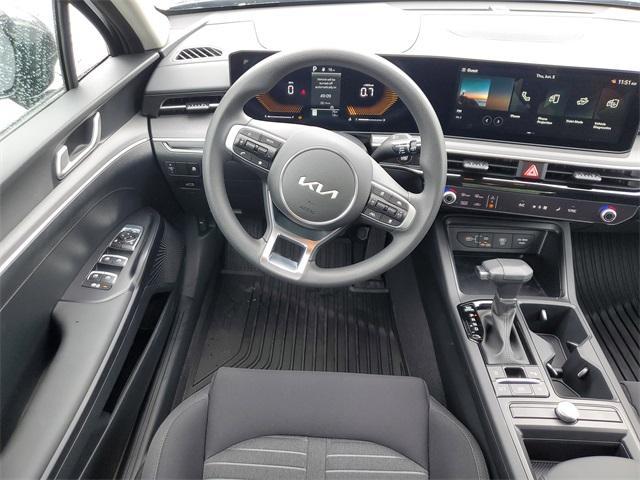 new 2025 Kia K5 car, priced at $27,408