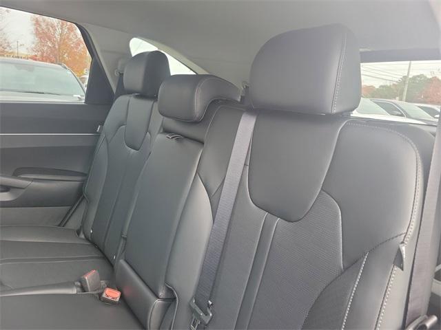 new 2026 Kia Sorento car, priced at $35,784