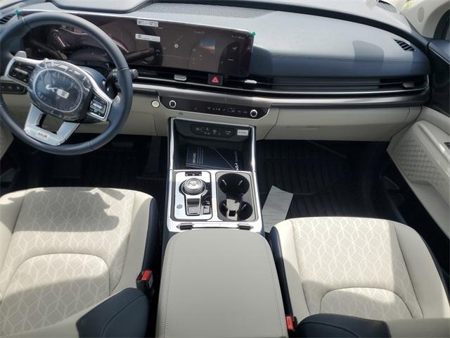 new 2025 Kia Carnival Hybrid car, priced at $51,745
