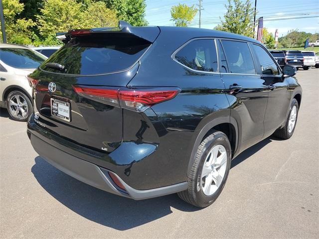 used 2023 Toyota Highlander car, priced at $37,989