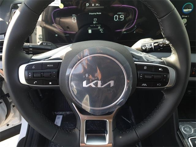 new 2025 Kia Sportage car, priced at $30,025