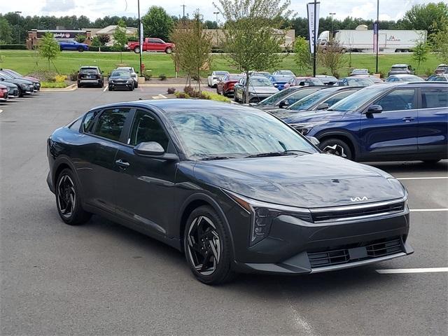 new 2025 Kia K4 car, priced at $24,073