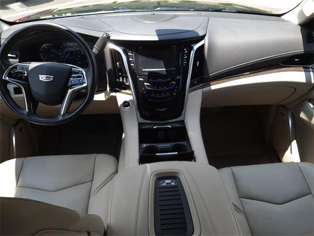 used 2020 Cadillac Escalade car, priced at $48,498