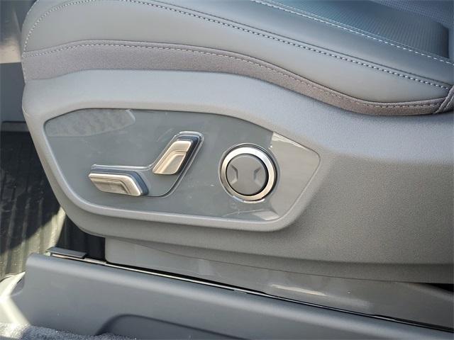 new 2026 Kia EV9 car, priced at $53,051