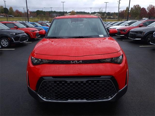 new 2025 Kia Soul car, priced at $25,301