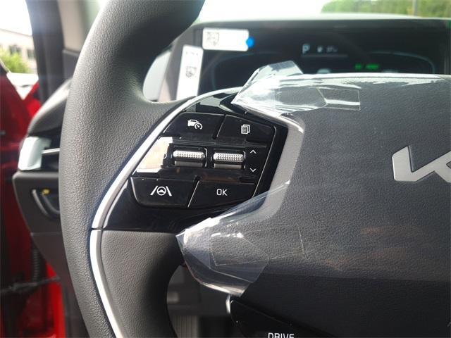new 2025 Kia Niro car, priced at $29,305