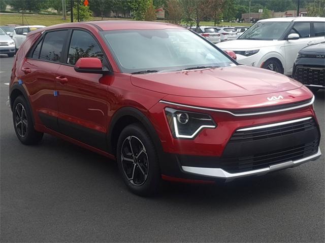 new 2025 Kia Niro car, priced at $29,305
