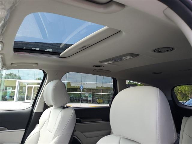 new 2025 Kia Telluride car, priced at $40,638