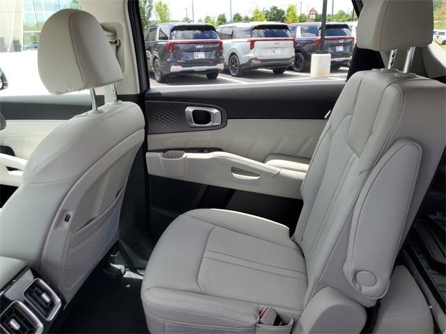 new 2025 Kia Sorento car, priced at $42,840