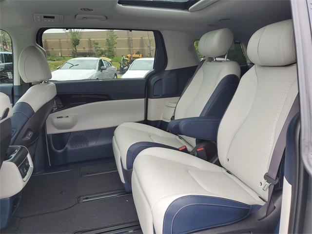 used 2025 Kia Carnival car, priced at $47,949