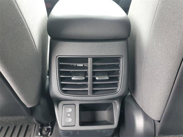 new 2025 Kia Seltos car, priced at $27,045