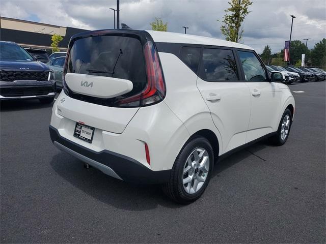 new 2025 Kia Soul car, priced at $22,135