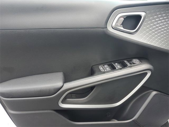 new 2025 Kia Soul car, priced at $22,135