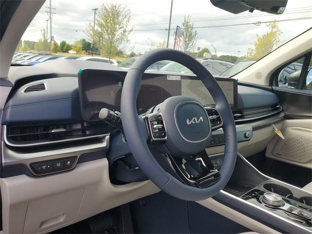 new 2026 Kia Carnival Hybrid car, priced at $54,690