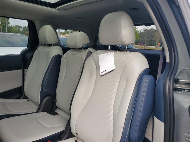 new 2026 Kia Carnival Hybrid car, priced at $54,690