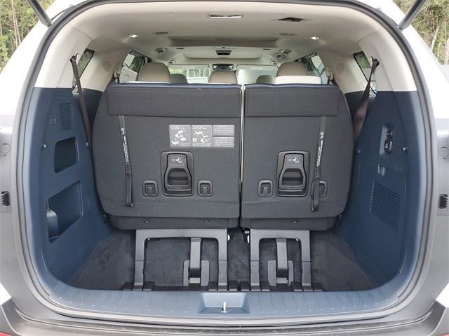new 2026 Kia Carnival Hybrid car, priced at $54,645