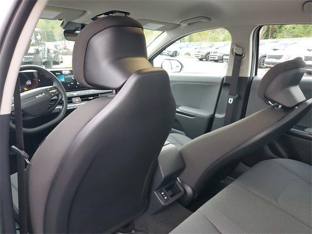 new 2025 Kia K4 car, priced at $23,655