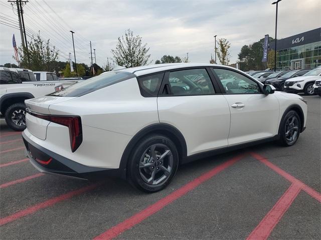 new 2025 Kia K4 car, priced at $23,655