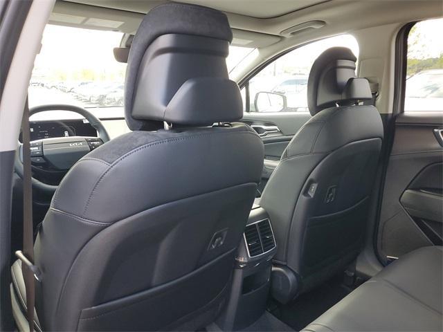 new 2026 Kia Sportage Hybrid car, priced at $41,045